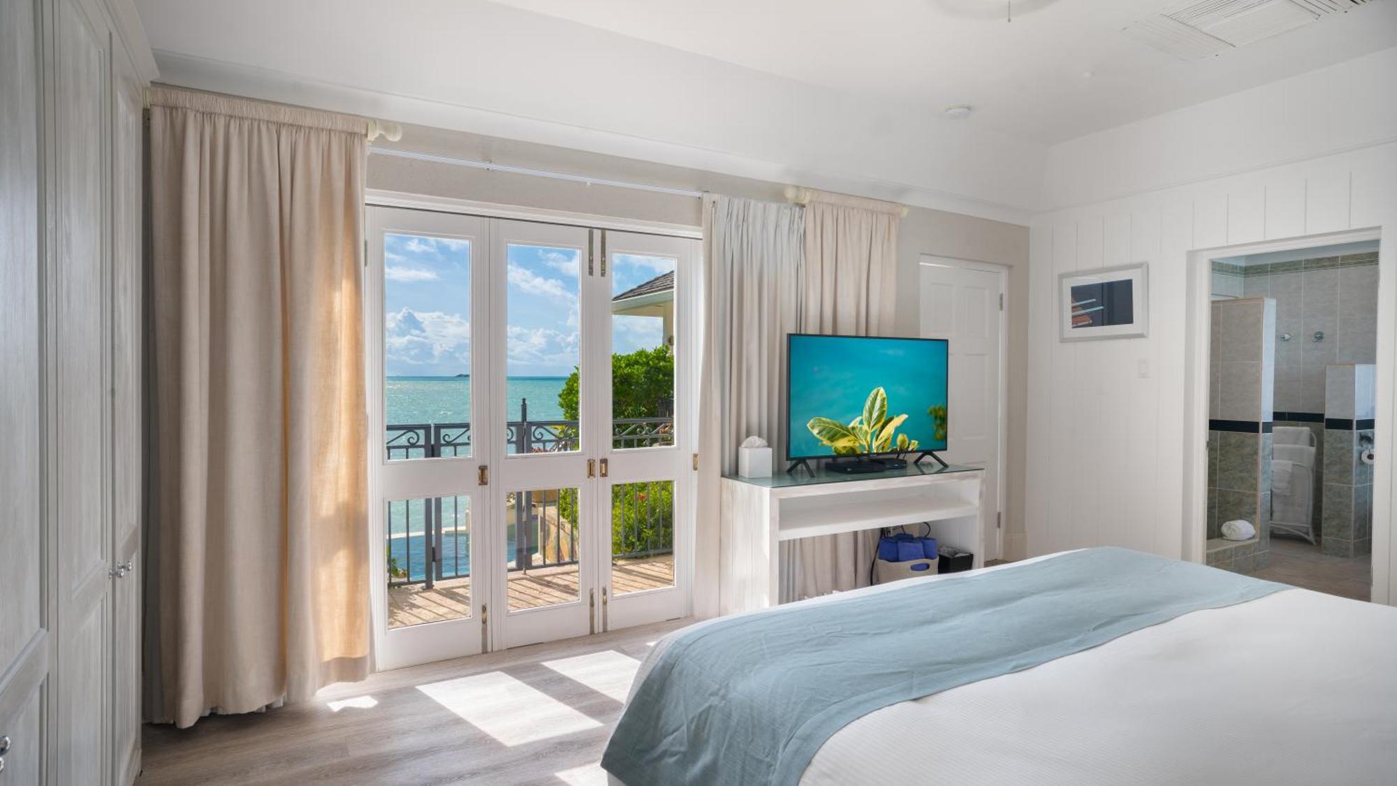Blue Waters Resort And Spa St. John's Buitenkant foto