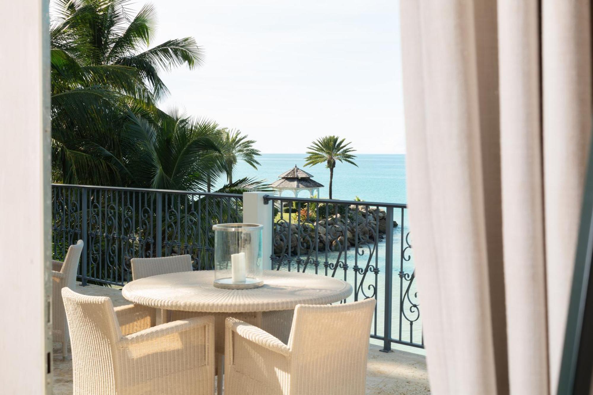 Blue Waters Resort And Spa St. John's Buitenkant foto